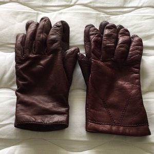 Ladies leather gloves (2 pr)